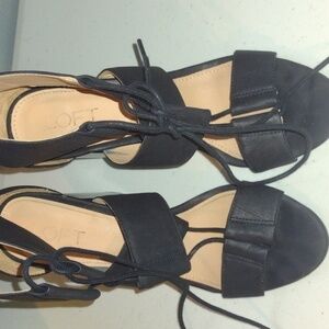 LOFT black lace up chunky heels size 8